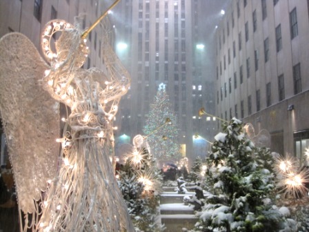 大雪後に空からメッセージ＆ＮＹホワイト・クリスマス_b0173754_1236531.jpg