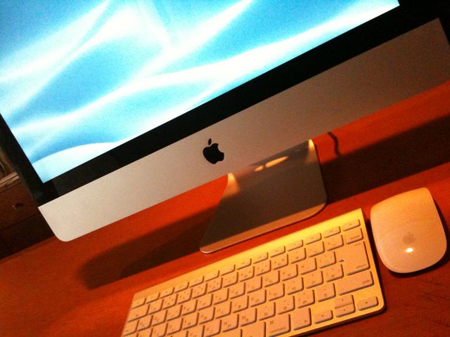 我が家にMacがやって来た！_d0063745_1933011.jpg