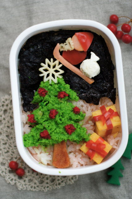 クリスマスなお弁当＆お菓子の家_c0163369_11581643.jpg