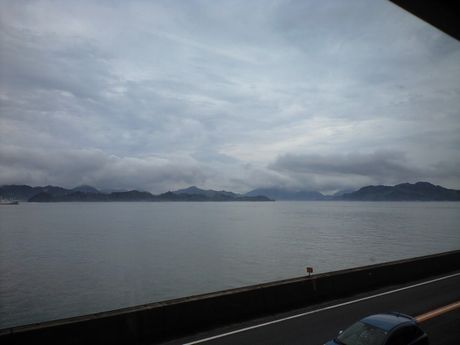 b0005281_01548.jpg