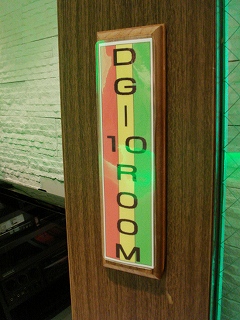 カラオケパセラ秋葉原店に、DG−10ルームがOPEN！！_e0025035_18154771.jpg