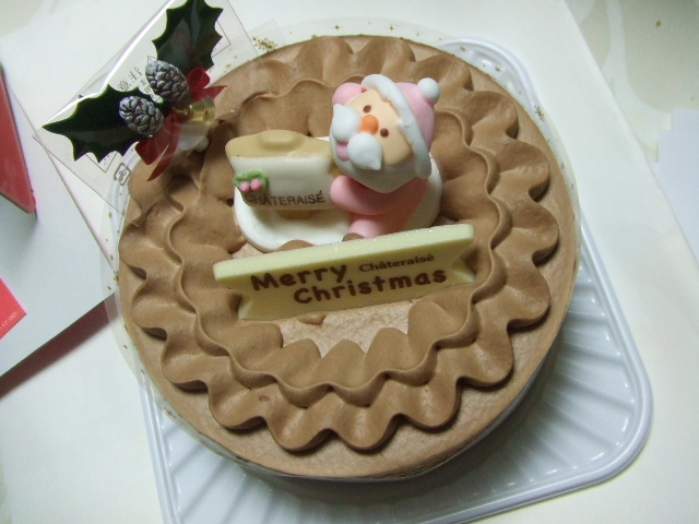 シャトレーゼ チョコレートケーキ_f0076001_22445148.jpg