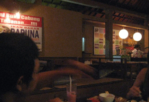 d0038319_11372255.gif