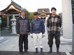 アメリカ人の庭師さんやってくる 西浦荒神 ブログ 中今を生きる