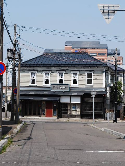 函館船場のレストラン・ラコンチャ(函館擬洋館コレクション、その21)_f0142606_013386.jpg