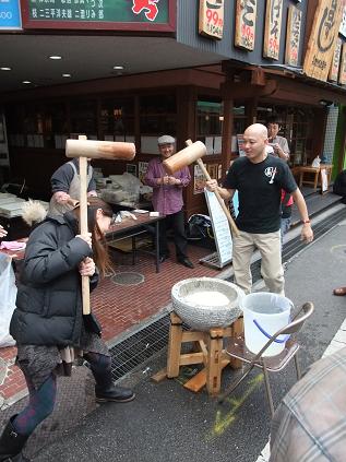 12月26日の記 --- 餅つき編 ---_f0042307_0115476.jpg