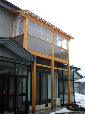 バルコニーも雪国仕様 秋田の十文字の大工のブログ 大工もぶろぐを バルコニーも雪国仕様 秋田の十文字の大工のブログ 大工もぶろぐを