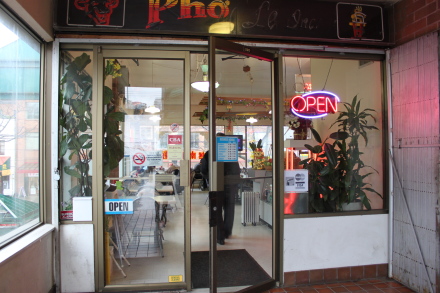 買出しに行って、Pho食べて・・そんな30日です。_d0129786_15264298.jpg
