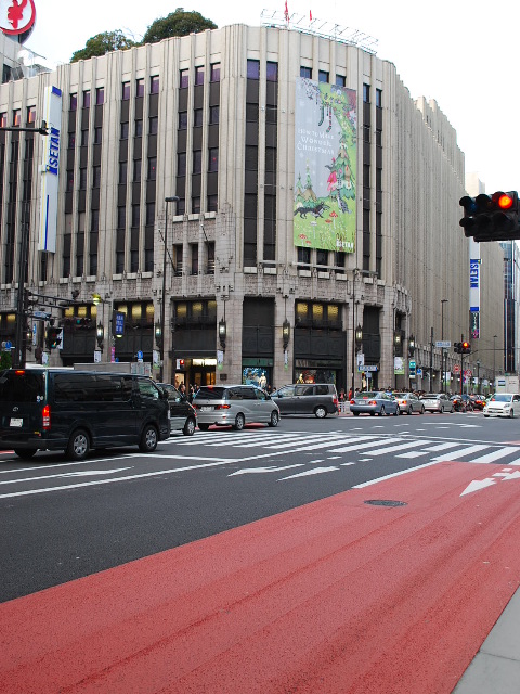 東京新宿・伊勢丹デパート(昭和モダン建築探訪)_f0142606_7102575.jpg