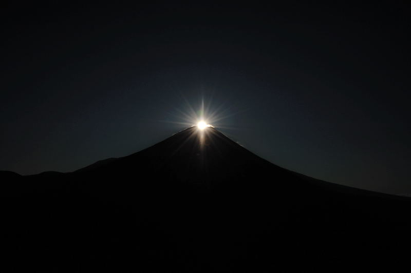 日の出のダイヤモンド富士＠竜ヶ岳中腹_e0138546_2229734.jpg