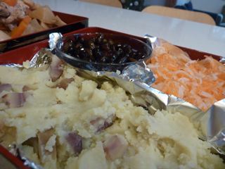 我が家のおせち料理は....._c0080075_561930.jpg