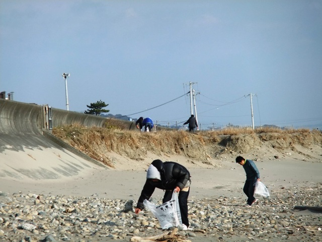 BEACH CLEAN 10_a0134746_11314683.jpg