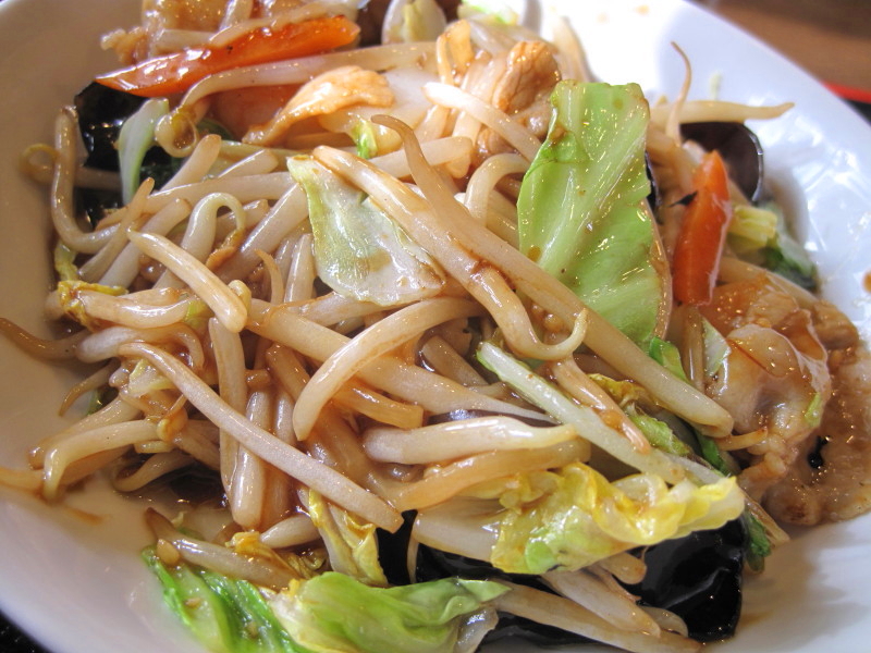 エビ入り肉野菜炒め 茅ヶ崎 加納食堂 かのうしょくどう ぶらり湘南