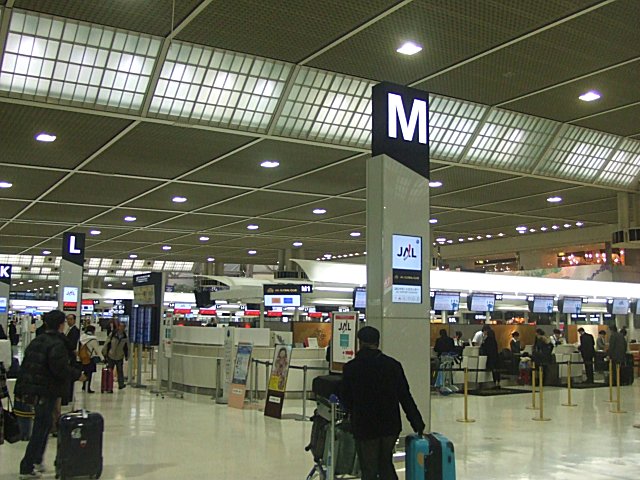 成田空港とカツカレー_a0015766_23333734.jpg