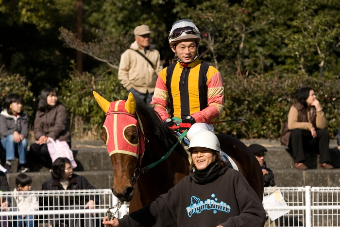 2010年1月2日(土) 高知競馬 1R D6_a0077663_6534676.jpg