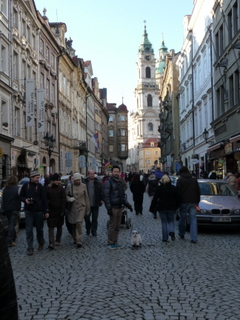 Truffle and the Paparazzi in Prague_c0201334_22534325.jpg