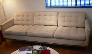 Florence Knoll Sofa by Knoll international  _f0178690_20331322.jpg