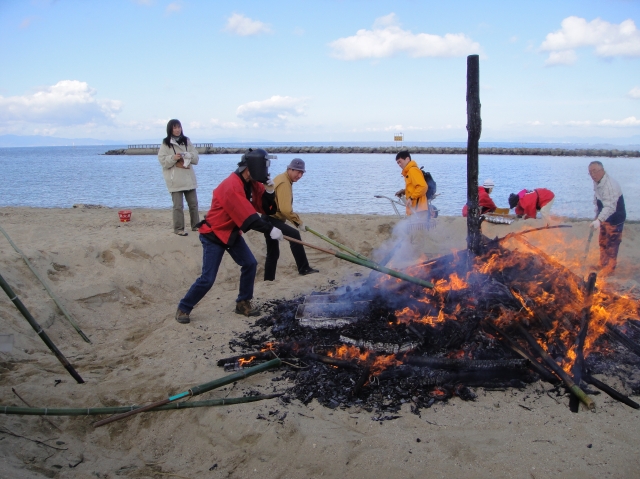 ｢新春里海祭り2010｣　in 「とんど焼き＆ヤキイモ」_c0108460_20551694.jpg