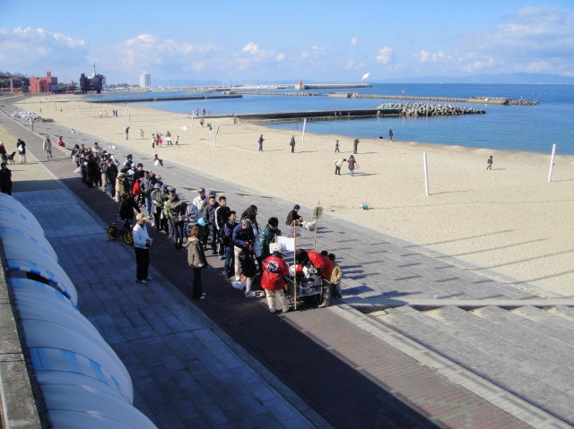 「新春里海祭り2010」 in 「とんど焼き&ヤキイモ」_c0108460_20561626.jpg