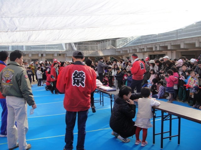 「新春里海祭り2010」 in 「とんど焼き&ヤキイモ」_c0108460_20584553.jpg