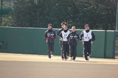 1月10日 新人合同自主トレ_b0166128_1855321.jpg