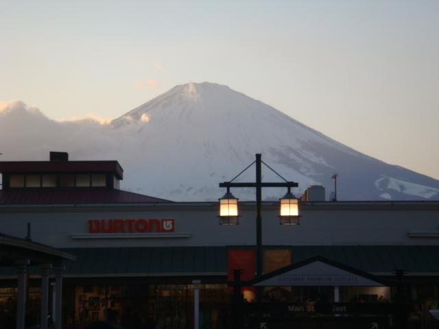 f0045530_32918.jpg