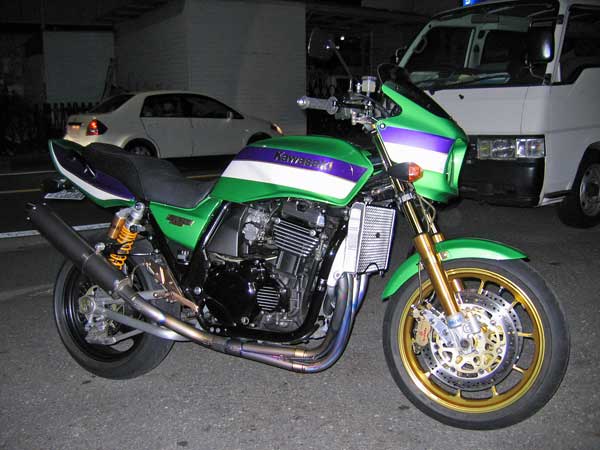 ZRX1100にマルケジーニホイール装着!!! : フロントロウの ZRX1100にマルケジーニホイール装着!!! : フロントロウの