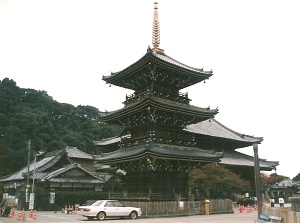 水間鉄道 水間駅_e0030537_23345629.jpg