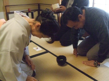 丹波焼の器で楽しむ茶の世界　★　茶室　玄庵　★　兵庫陶芸美術館内_f0106190_22304222.jpg