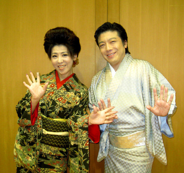 お初天神・新春歌う王冠_b0083801_12392986.jpg