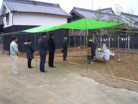 今年最初の地鎮祭!_a0059217_15452099.jpg