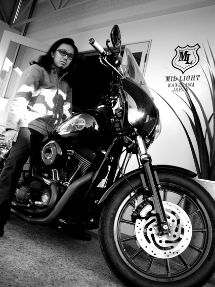 古賀 優介 ＆ Harley-Davidson FXDXT（20091126）_f0203027_10533426.jpg