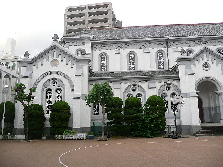 長崎のカトリック中町教会天主堂_c0112559_1123189.jpg