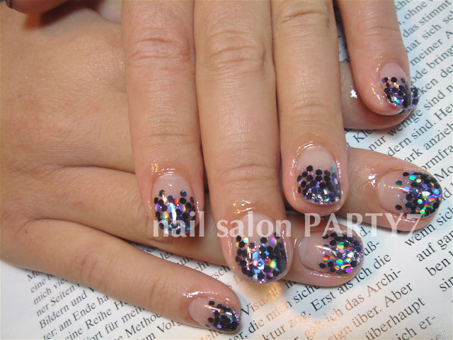 黒ホロ パープルラメのグラデーションネイル Nail Salon Party７の店長日記２