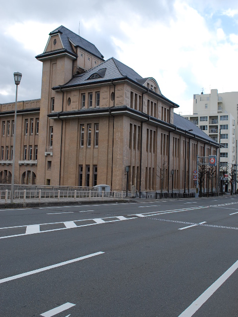 旧京都中央電話局上京分局、カーニバルタイムズ(大正モダン建築探訪)_f0142606_12111774.jpg