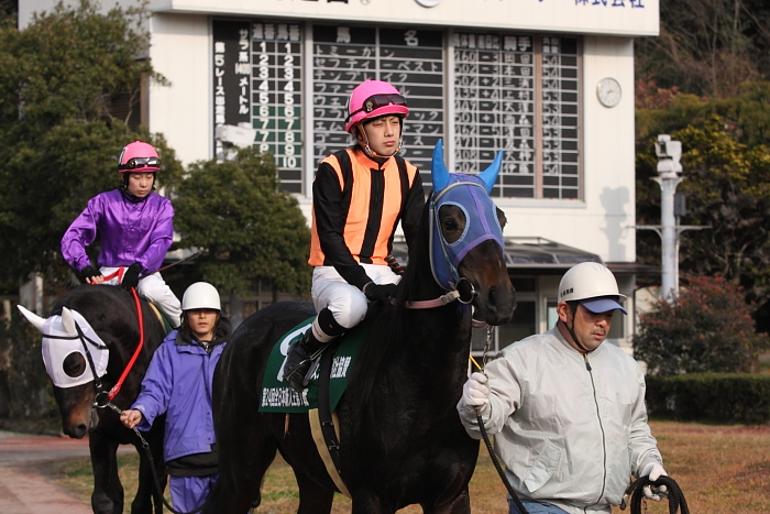 東京スポーツ新聞社協賛 第24回 全日本新人王争覇戦 第１戦 パドック_a0077663_17502078.jpg