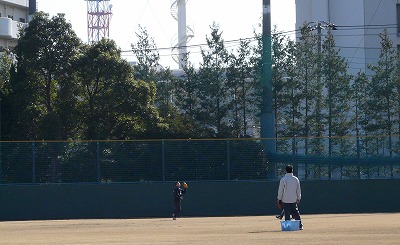 1月14日 新人合同自主トレ ちょっと躍動♪_b0166128_2354574.jpg