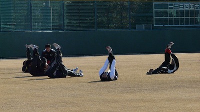1月14日 新人合同自主トレ_b0166128_9192292.jpg