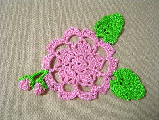 桜のモチーフ（ドイリー・編み図付き） : Crochet a little
