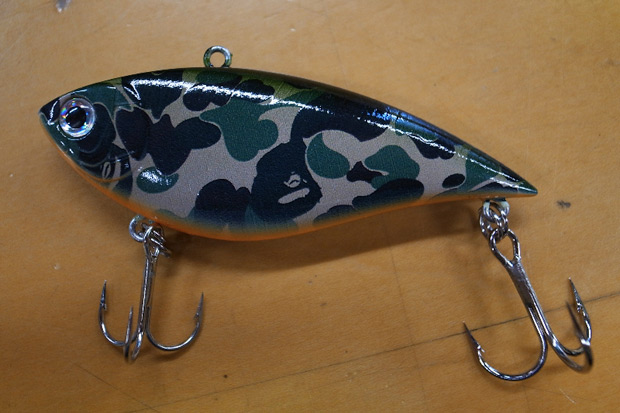 A Bathing Ape x DAIWA “A Fishing Ape” Camo Bass Lure_a0118453_19115173.jpg