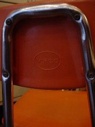 VIRCO SCHOOL CHAIR_f0091162_160368.jpg