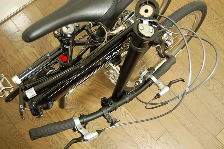 DAHON HELIOS SL : この道のさきには