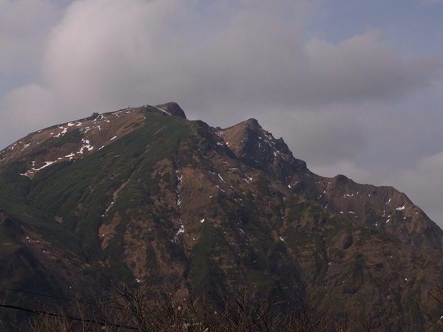 谷川岳と諏訪峡の紅葉　　１１月９日、１０日_d0102497_21522299.jpg