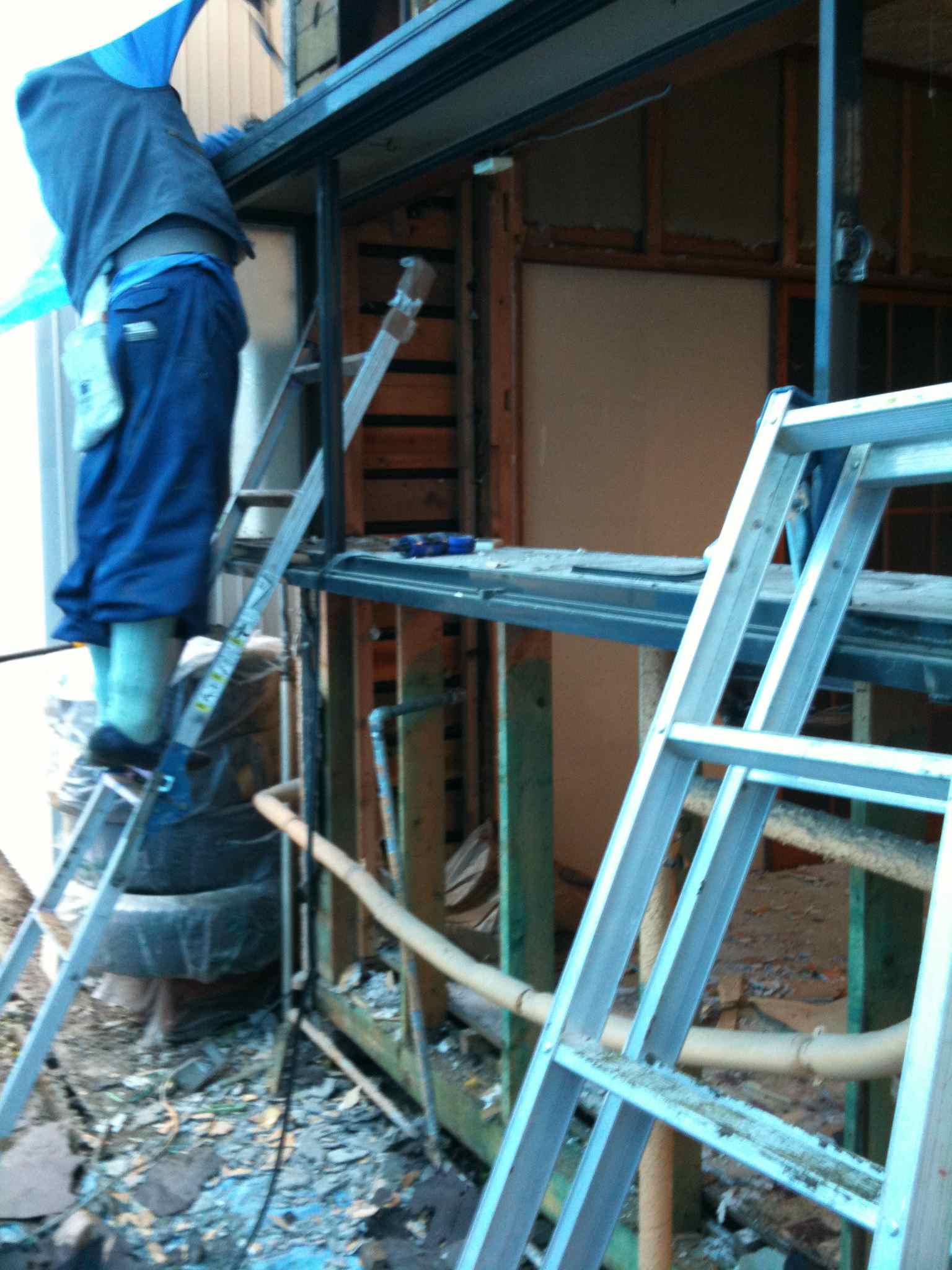 キッチンリフォーム(①解体〜)_a0148909_0361719.jpg