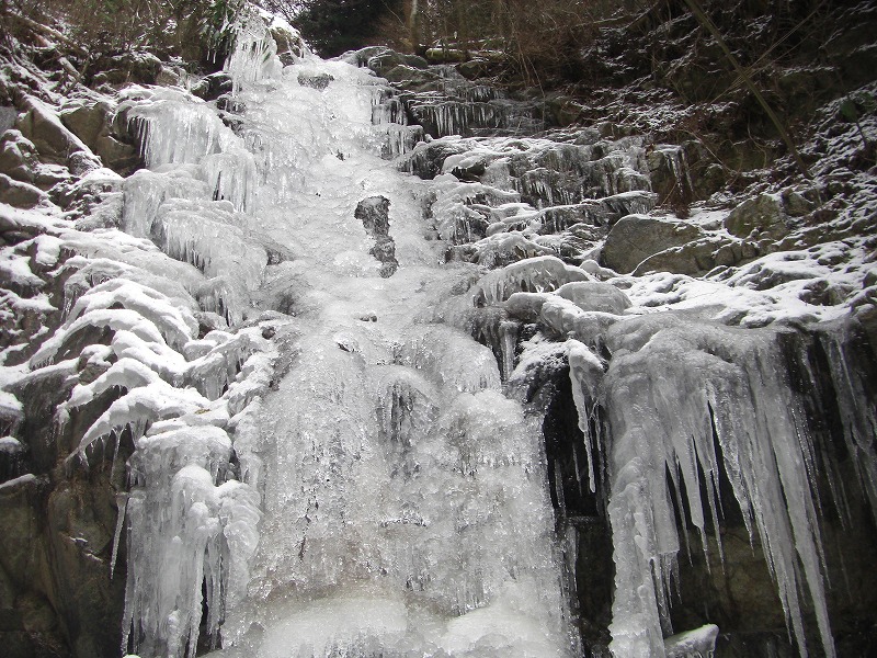 金剛山二ノ滝の氷瀑_a0122149_20543659.jpg