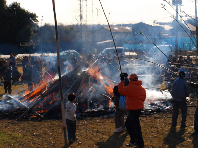 どんど焼き_a0085679_113558.jpg