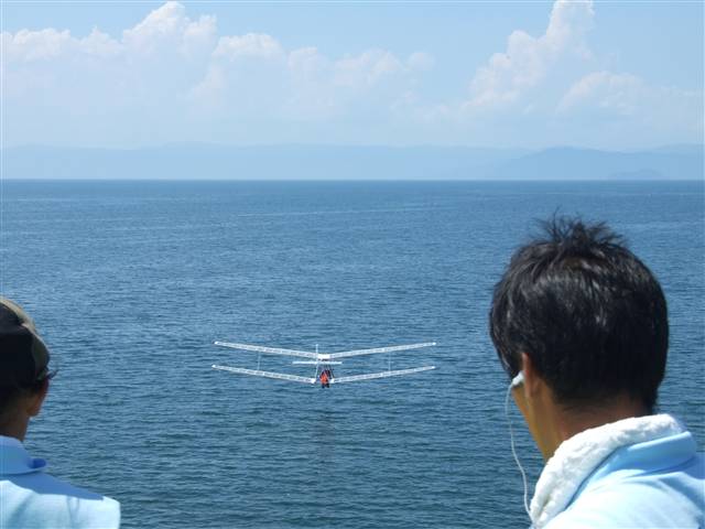 鳥人間コンテスト再開なり_a0139242_2234113.jpg