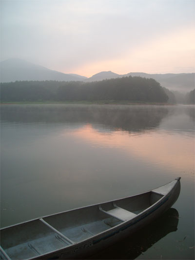 「正直村」からの旅立ち＆仏舎利展_b0076008_14521377.jpg