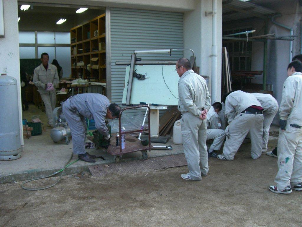 愛媛県立今治工業高等学校へ技術サポート　第3回出張授業②(高校生ものづくり人材育成推進事業)2009.12.28._d0079522_18485516.jpg