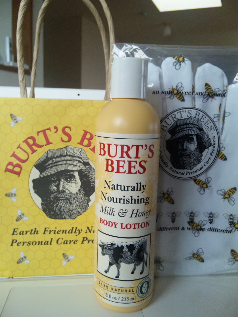 BURT\'S BEES_b0118624_14181984.jpg